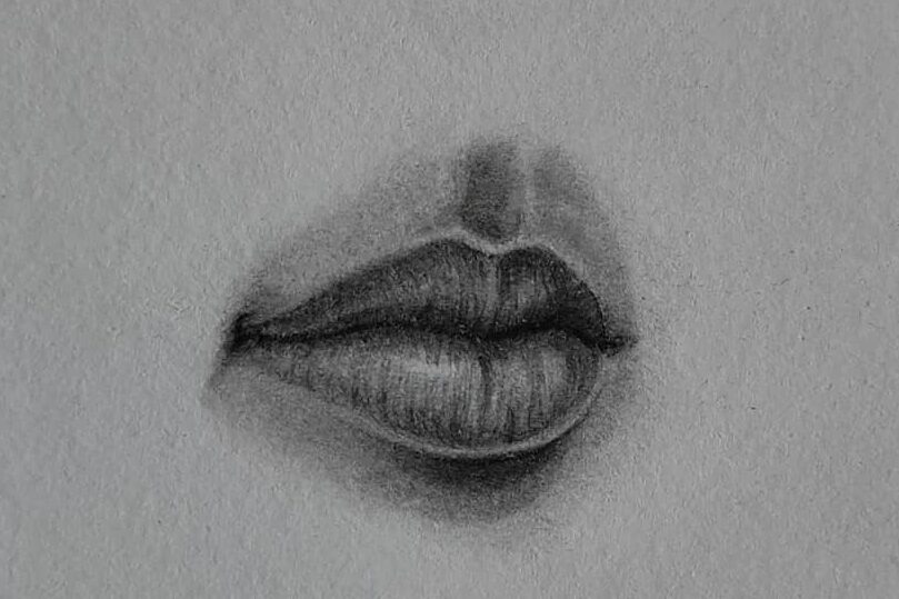 Steps to draw Lips